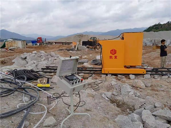 長沙凱發(fā)超硬材料科技有限公司,長沙礦山石材開采設(shè)備銷售,長沙金剛石繩鋸機(jī)銷售,金剛石串珠繩生產(chǎn)銷售，水平鉆機(jī)生產(chǎn)銷售