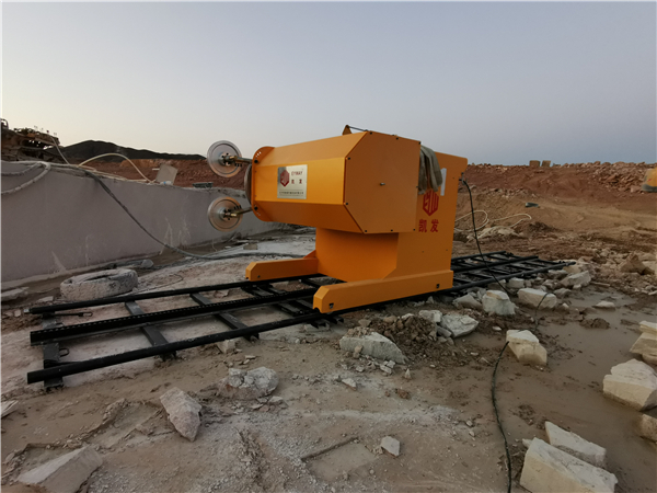 長沙凱發(fā)超硬材料科技有限公司,長沙礦山石材開采設(shè)備銷售,長沙金剛石繩鋸機(jī)銷售,金剛石串珠繩生產(chǎn)銷售，水平鉆機(jī)生產(chǎn)銷售